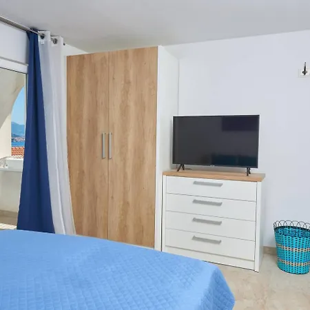 Appartamento Tiedemann Donji Okrug (Ciovo)